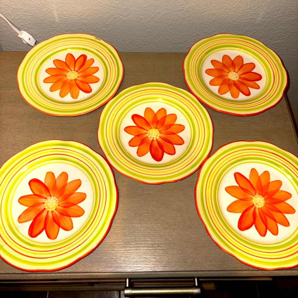 Harry & David 8 3/4" Decorative Flower Plate Set - Hand Painted - Portugal
